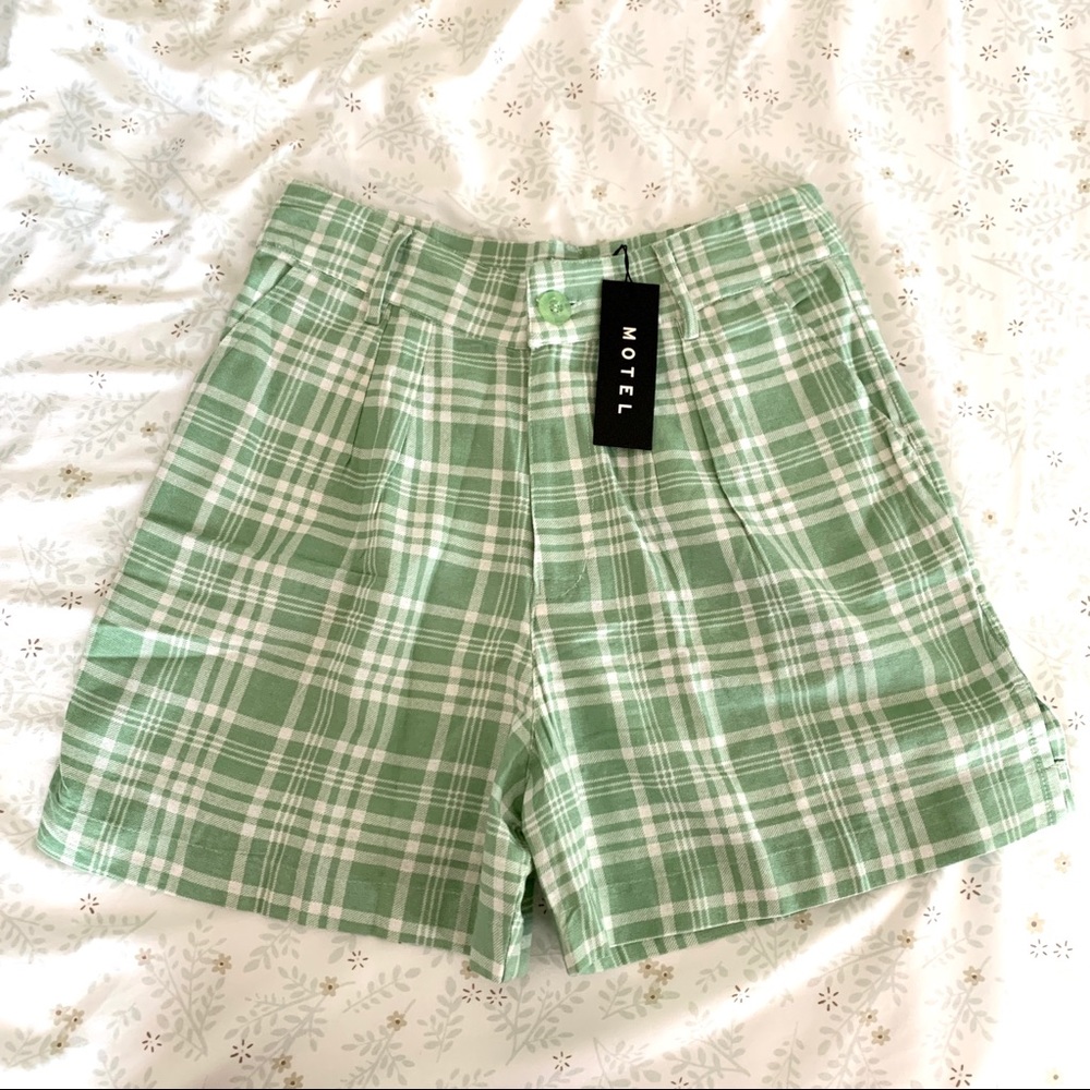 Mint and White Check Short